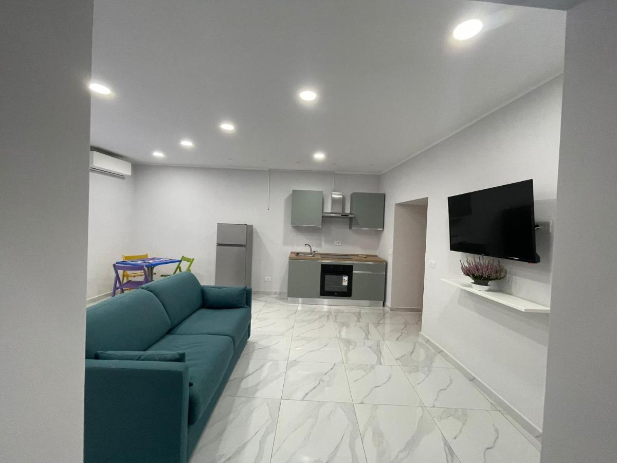 Isla Home Наполи Екстериор снимка