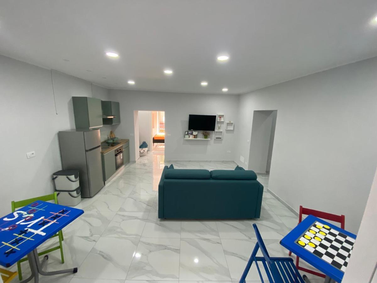 Isla Home Наполи Екстериор снимка