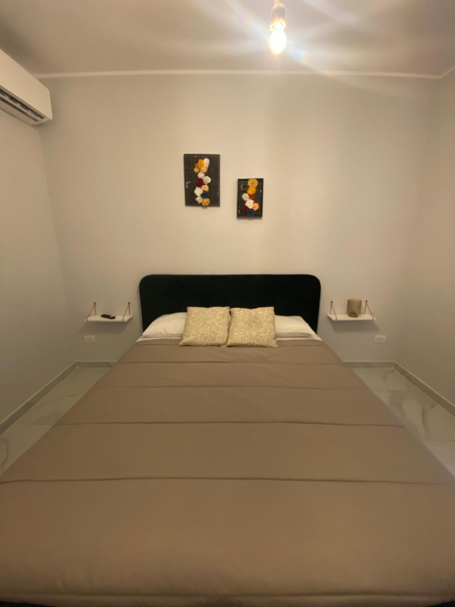Isla Home Наполи Екстериор снимка